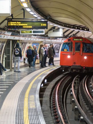 Train approaching the Waterloo underground station