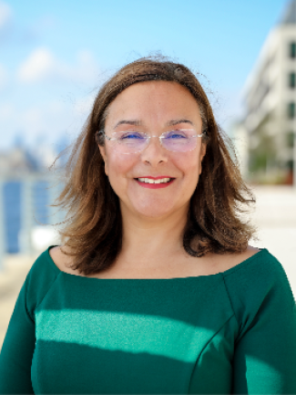 Professor Amanda J. Broderick headshot