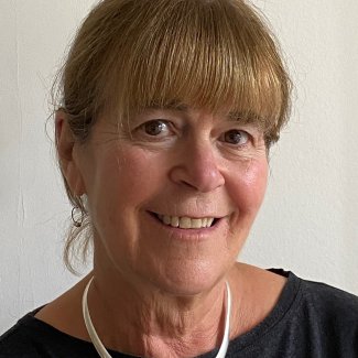 Jane Lewis headshot